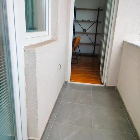 Db Apartment *