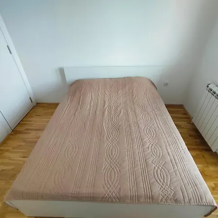Apartment Db